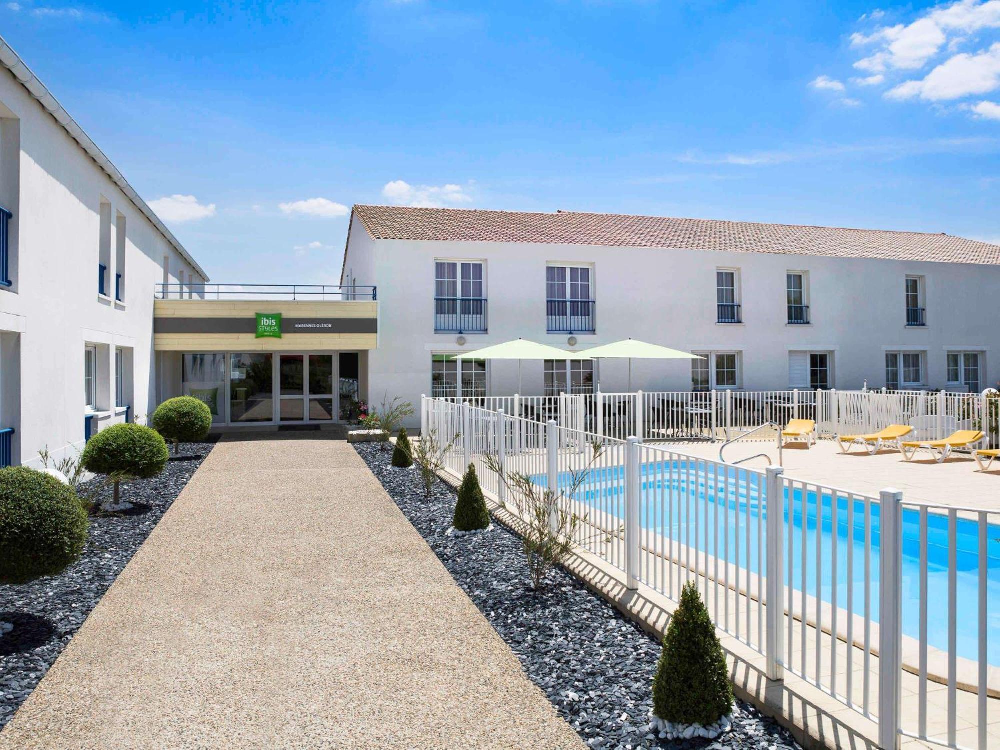 Ibis Styles Marennes D'Oleron Hotel Bagian luar foto