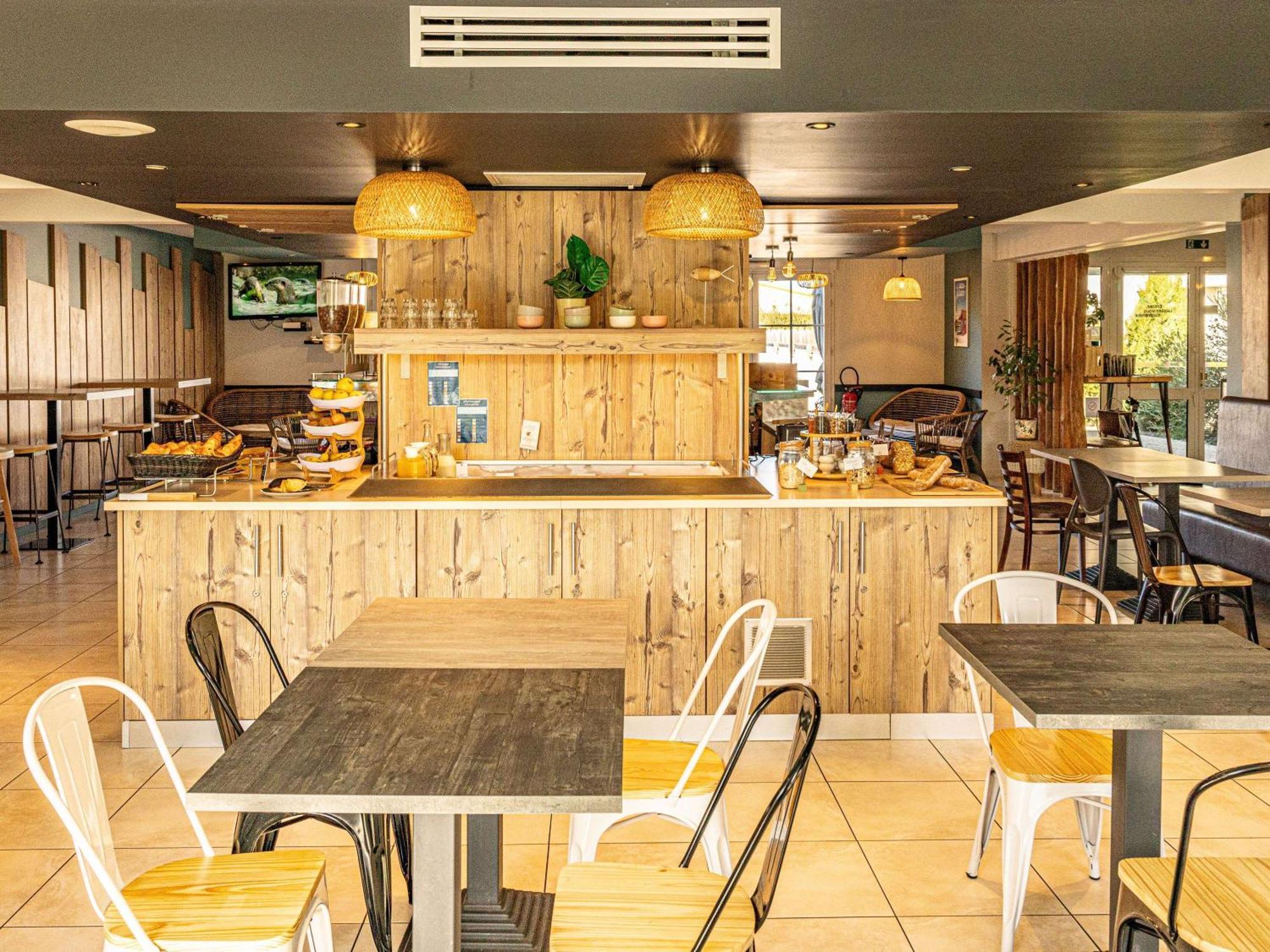 Ibis Styles Marennes D'Oleron Hotel Bagian luar foto